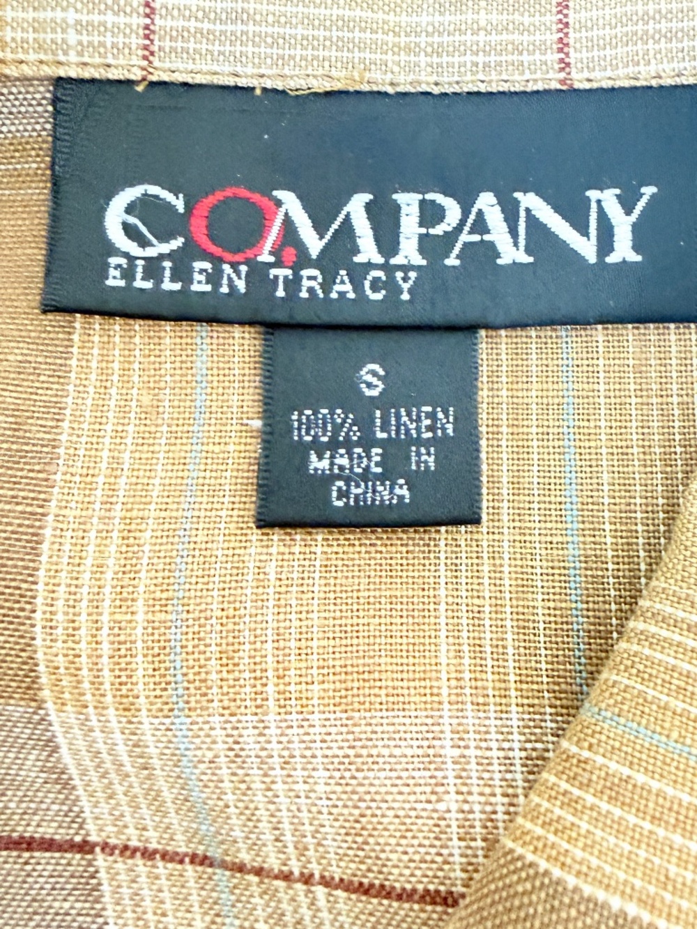 Ellen Tracy Linen Shirt, classic style.